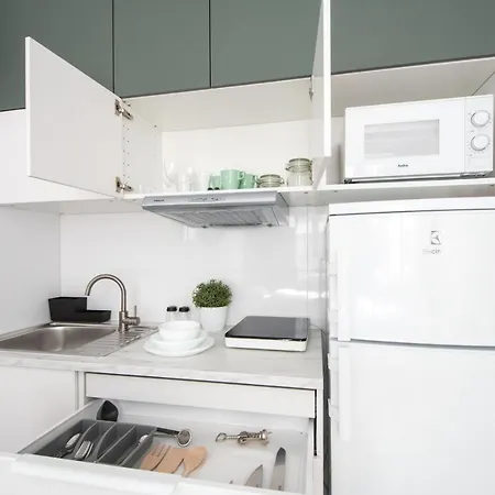 Mgr Ministudio Bitwy Warszawskiej Obok Lotnisko Apartment Warsaw