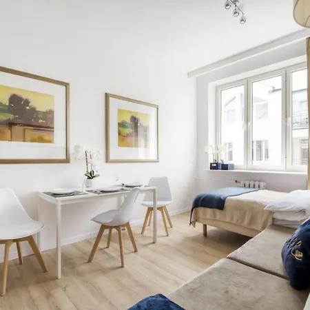 Mgr Ministudio Bitwy Warszawskiej Obok Lotnisko Apartment *
