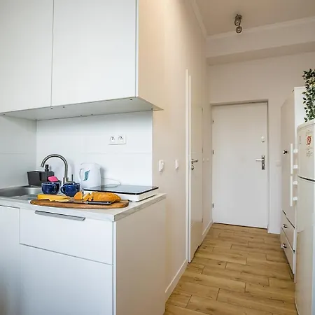Apartament Mgr Ministudio Bitwy Warszawskiej Obok Lotnisko *
