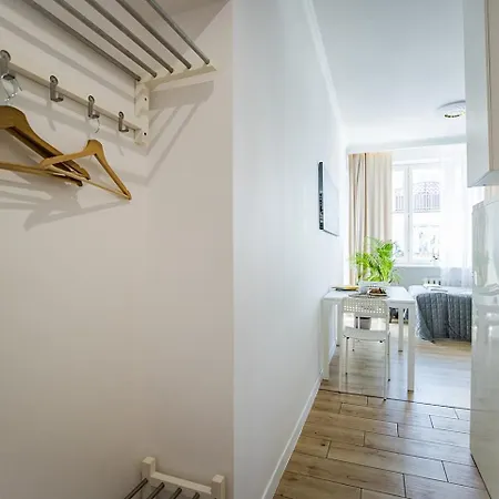 Unitapartments Zachodnia - Blisko Komunikacji Lotnisko Chopina Blue Mgr Апартаменти