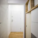 Unitapartments Zachodnia - Blisko Komunikacji Lotnisko Chopina Blue Mgr 公寓 华沙