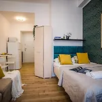 Unitapartments Zachodnia - Blisko Komunikacji Lotnisko Chopina Blue Mgr 公寓 华沙