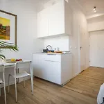 Apartment Unitapartments Zachodnia - Blisko Komunikacji Lotnisko Chopina Blue Mgr Warschau