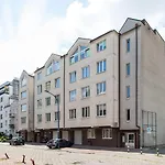 Apartment Unitapartments Zachodnia - Blisko Komunikacji Lotnisko Chopina Blue Mgr