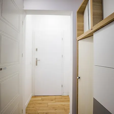 Unitapartments Zachodnia - Blisko Komunikacji Lotnisko Chopina Blue Mgr Appartement Warschau