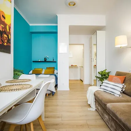 Unitapartments Zachodnia - Blisko Komunikacji Lotnisko Chopina Blue Mgr * Warschau